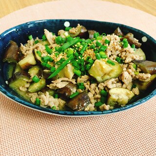 ナスとひき肉の味噌炒めー